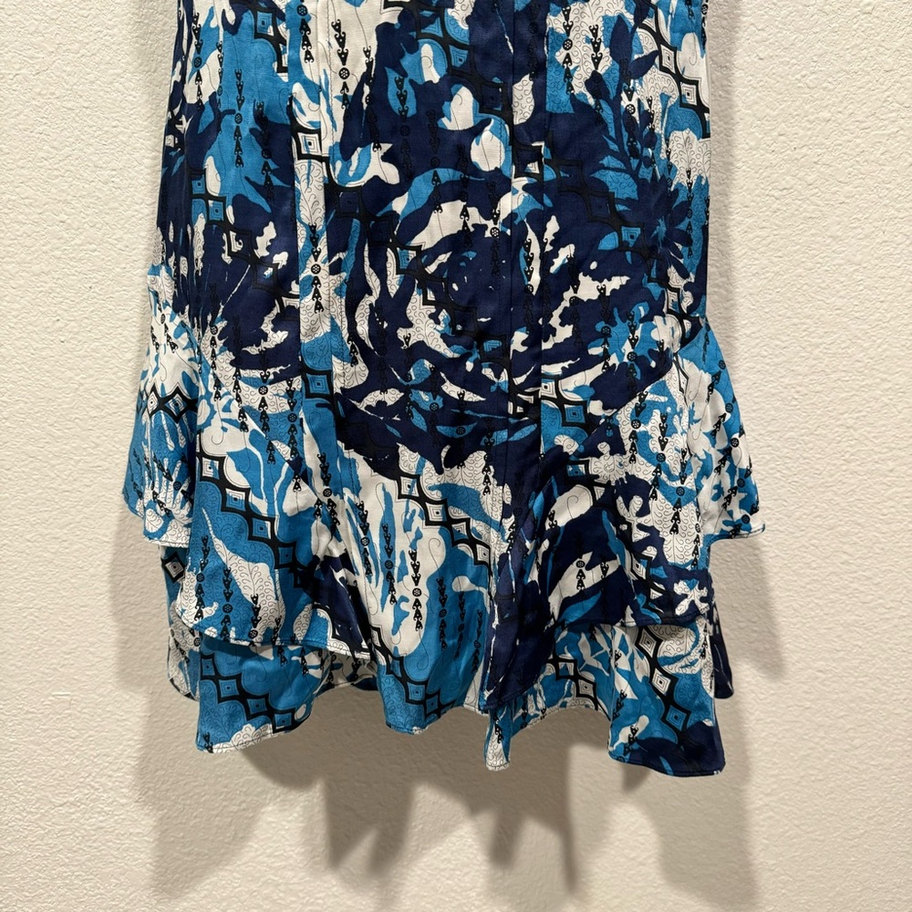 NWT reiss blue & white ditsy posey printed v neck short sleeve mini dress - Picture 4 of 10